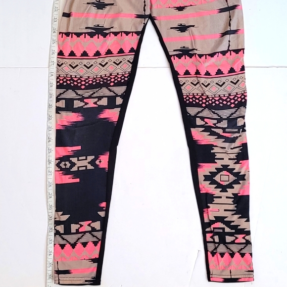 Tribal leggings - Picture 5 of 11